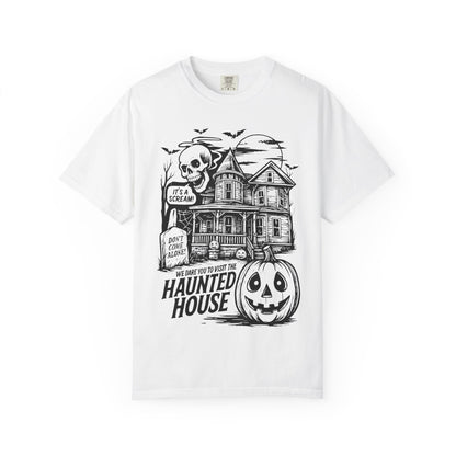 Spooky Haunted House T-shirt, Halloween Tee, Comfortable Graphic Shirt, Fall Festive Top, Unisex Horror Apparel, Ghostly Fun Wear